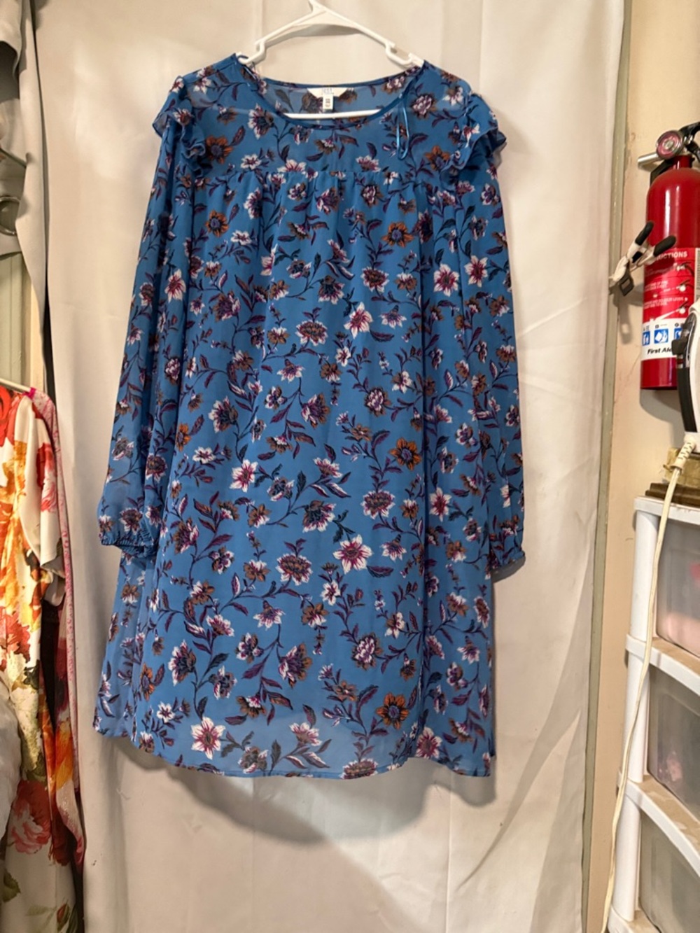 Time and Tru Blue Floral Ruffle-Shoulder Casual Dress